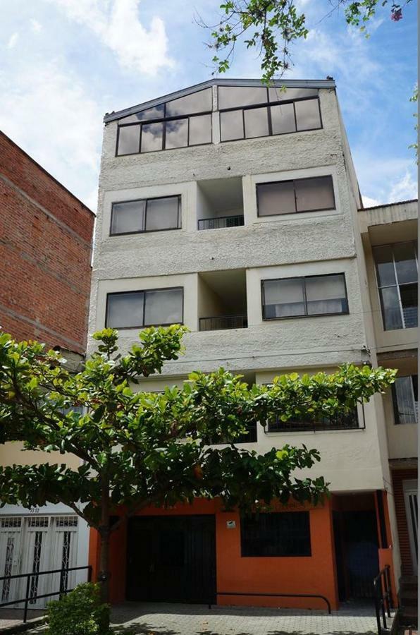 Habita Estudios Laureles * Medellin